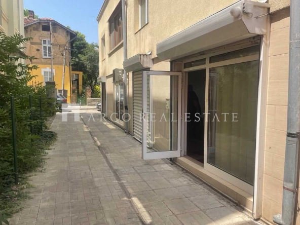 Дава се под наем Офис в София, Център - 90 кв.м за 510 € - Снимка #1