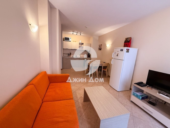 Двустаен апартамент в к.к. Слънчев бряг - 60 кв.м за 791 €/кв.м - Снимка #1