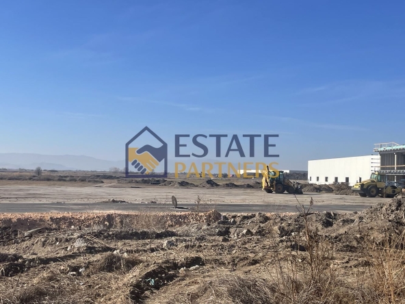 Парцел в с. Радиново, Област Пловдив - 15868 кв.м за 21 €/кв.м - Снимка #1