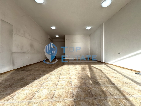 Магазин в Велико Търново, Център - 56 кв.м за 1776 €/кв.м - Снимка #1