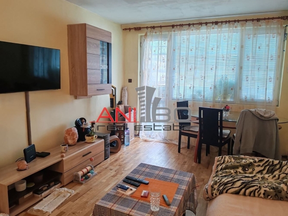 Двустаен апартамент в Варна, Колхозен пазар - 85 кв.м за 1134 €/кв.м - Снимка #1