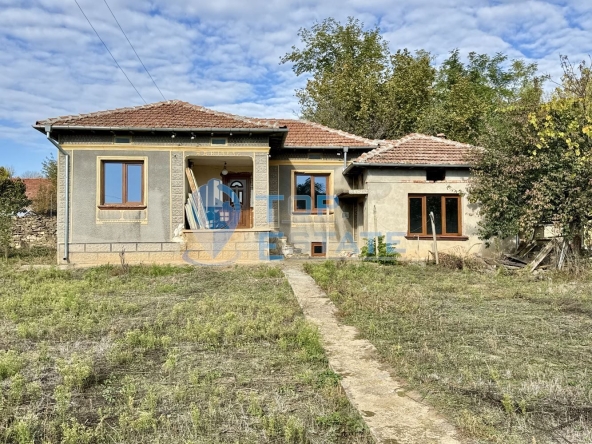 Къща в с. Долна Липница, Област Велико Търново - 70 кв.м за 131 €/кв.м - Снимка #1