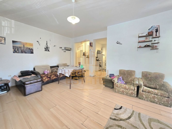 Двустаен апартамент в Варна, Левски - 84 кв.м за 1020 €/кв.м - Снимка #1