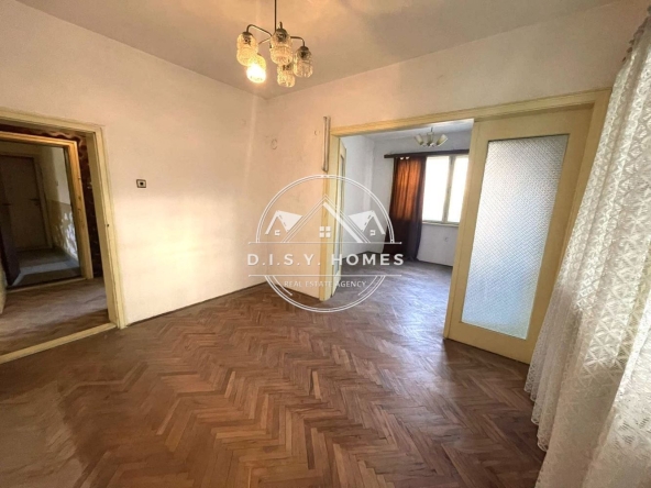 Тристаен апартамент в Горна Оряховица - 95 кв.м за 842 €/кв.м - Снимка #1