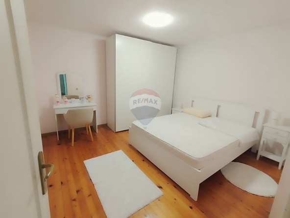 Дава се под наем Къща в Варна, Виница - 136 кв.м за 897.6 € - Снимка #1