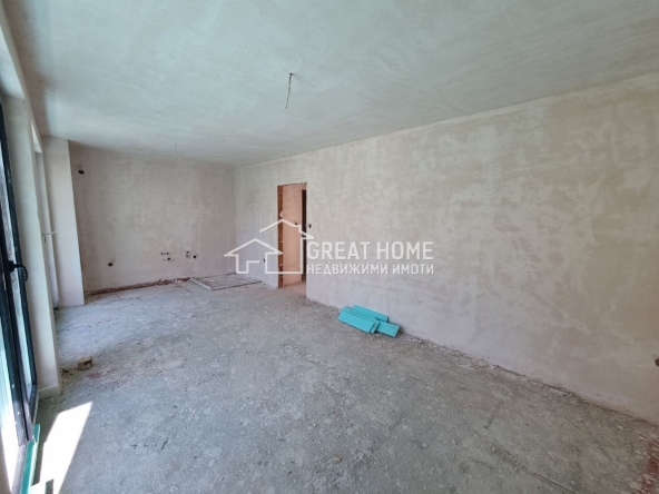 Тристаен апартамент в Търговище, Център - 110 кв.м за 612 €/кв.м - Снимка #1