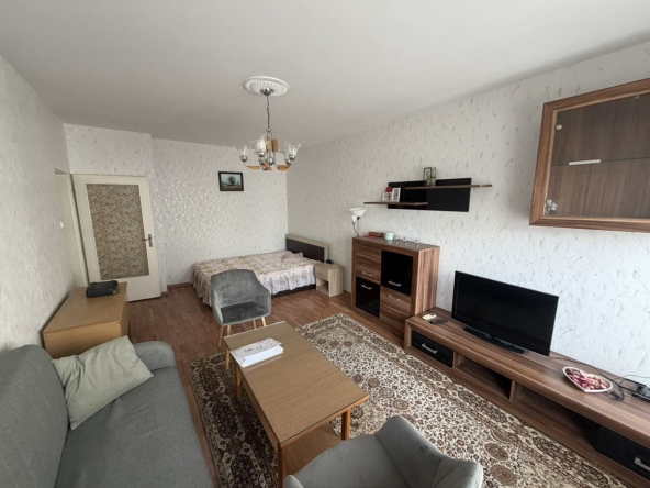 Дава се под наем Едностаен апартамент в София, Младост 4 - 46 кв.м за 433.5 € - Снимка #1