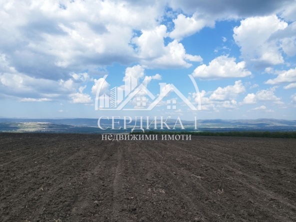 Парцел в с. Храбърско, Област София-област - 2528 кв.м за 70 €/кв.м - Снимка #1