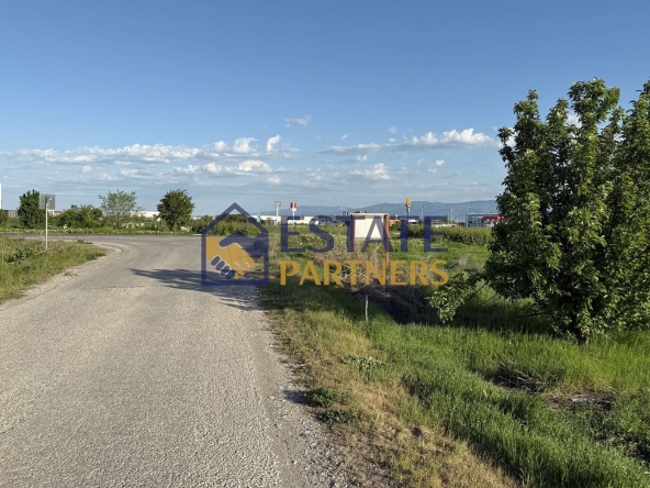 Парцел в с. Радиново, Област Пловдив - 10932 кв.м за 19 €/кв.м - Снимка #1