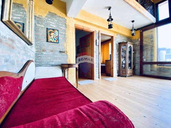 Къща в Балчик - 345 кв.м за 710 €/кв.м - Снимка #1