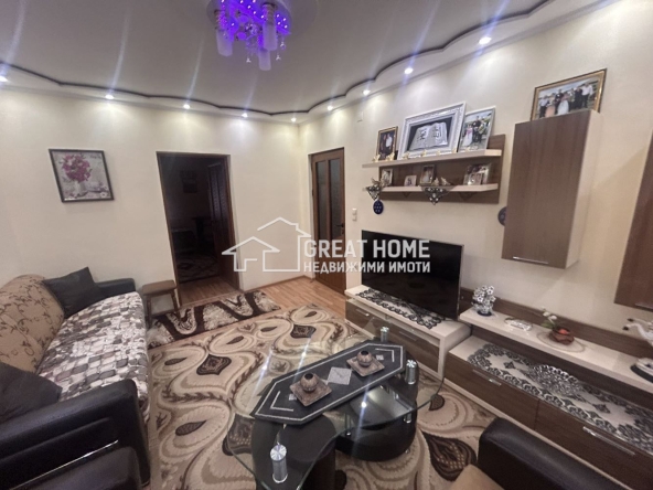 Тристаен апартамент в Търговище, Център - 53 кв.м за 2117 €/кв.м - Снимка #1