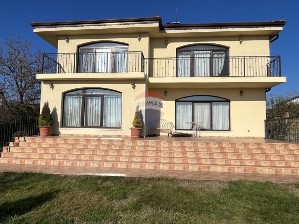 Къща в с. Близнаци, Област Варна - 236 кв.м за 778 €/кв.м - Снимка #1