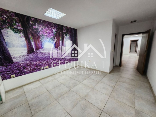 Офис в София, Център - 180 кв.м за 945 €/кв.м - Снимка #1