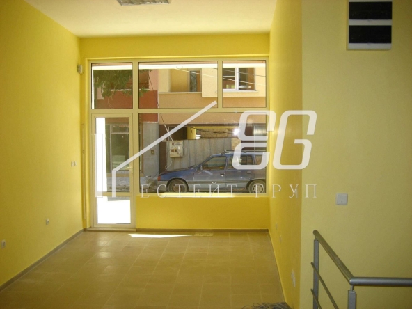 Дава се под наем Магазин в Варна, Христо Ботев - 80 кв.м за 332.01 € - Снимка #1