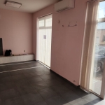 Дава се под наем Магазин в Перник, Център - 25 кв.м за 204 € - Снимка #1