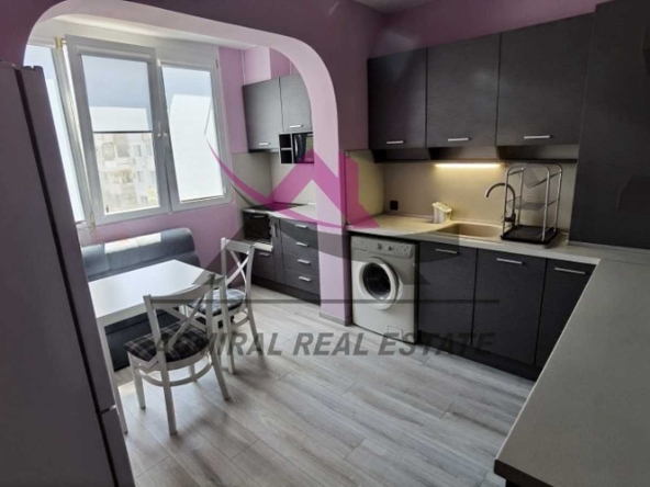 Дава се под наем Двустаен апартамент в Варна, Възраждане 1 - 50 кв.м за 350 € - Снимка #1