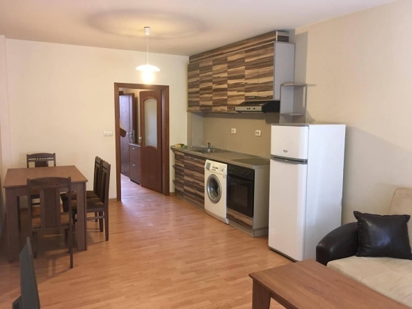 Дава се под наем Двустаен апартамент в Пловдив, Център - 65 кв.м за 400 € - Снимка #1