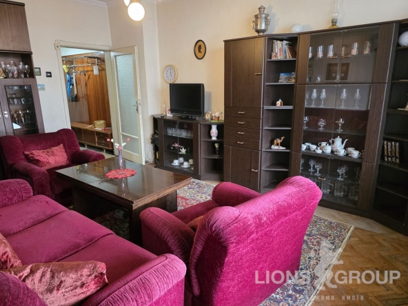 Тристаен апартамент в Варна, Колхозен пазар - 94 кв.м за 1519 €/кв.м - Снимка #1