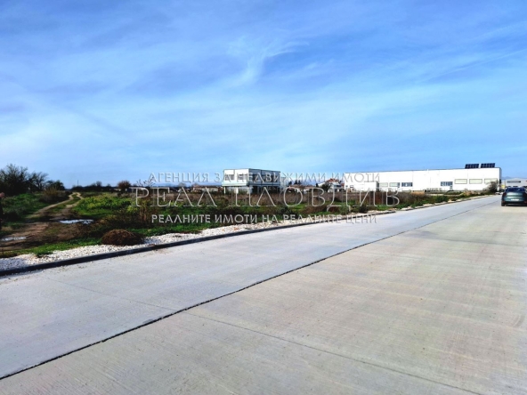 Парцел в с. Труд, Област Пловдив - 2638 кв.м за 21 €/кв.м - Снимка #1