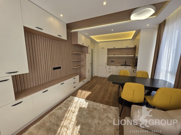 Тристаен апартамент в Варна, м-т Пчелина - 84 кв.м за 1595 €/кв.м - Снимка #1