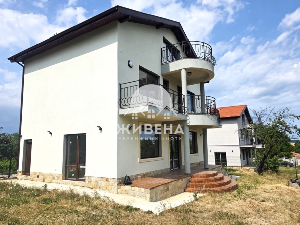 Къща в с. Равна гора, Област Варна - 245 кв.м за 415 €/кв.м - Снимка #1