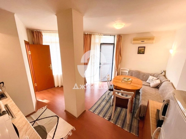 Тристаен апартамент в к.к. Слънчев бряг - 69 кв.м за 1116 €/кв.м - Снимка #1