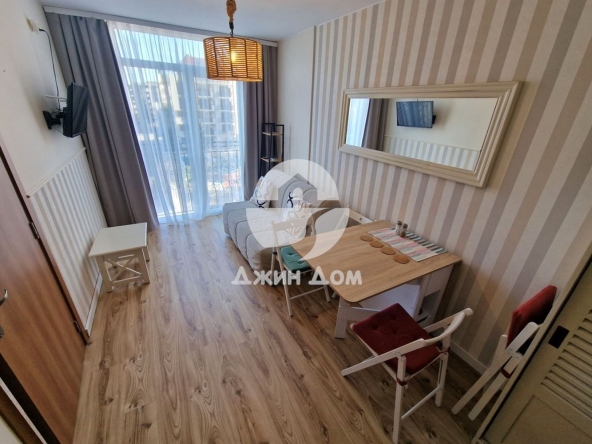 Двустаен апартамент в к.к. Слънчев бряг - 34 кв.м за 990 €/кв.м - Снимка #1