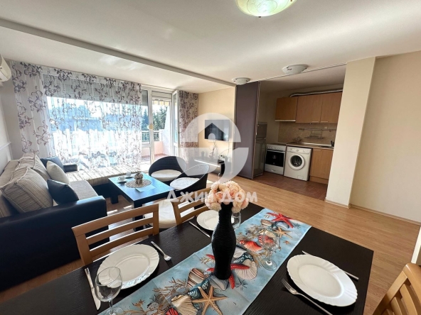 Тристаен апартамент в к.к. Слънчев бряг - 130 кв.м за 404 €/кв.м - Снимка #1