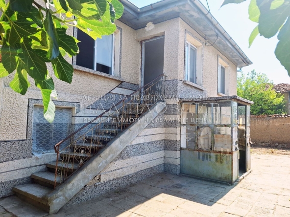 Къща в с. Чешнегирово, Област Пловдив - 120 кв.м за 276 €/кв.м - Снимка #1