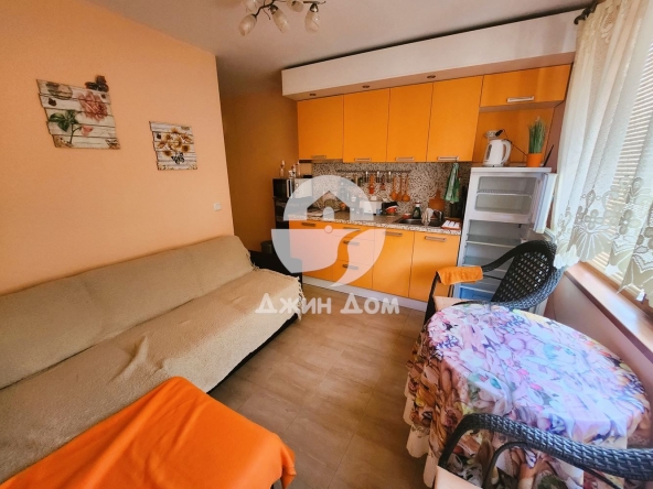 Тристаен апартамент в Приморско - 74 кв.м за 1244 €/кв.м - Снимка #1