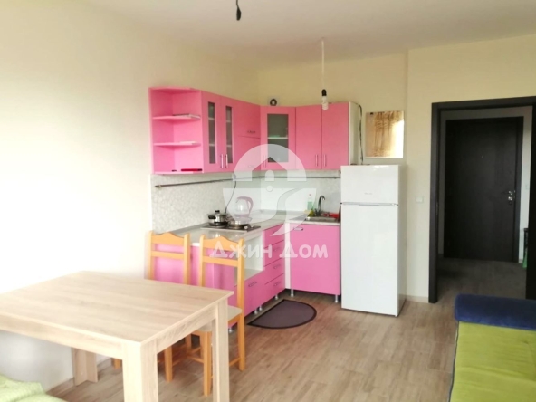 Тристаен апартамент в к.к. Слънчев бряг - 74 кв.м за 1582 €/кв.м - Снимка #1