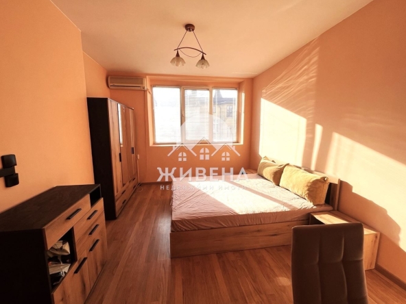 Тристаен апартамент в Варна, Център - 104 кв.м за 2116 €/кв.м - Снимка #1