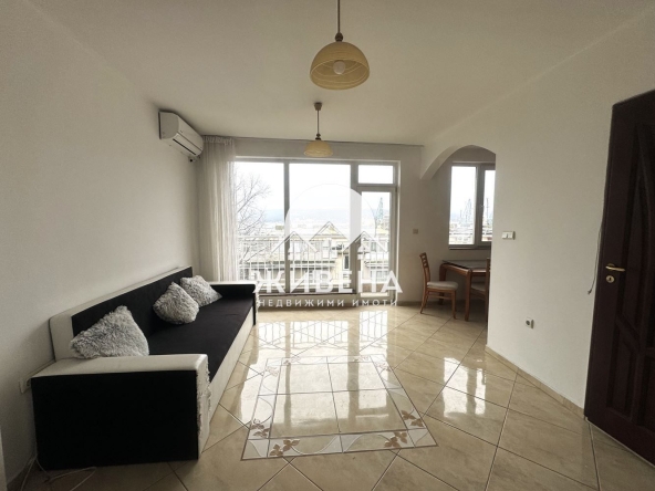 Дава се под наем Четиристаен апартамент в Варна, Гръцка махала - 160 кв.м за 1000 € - Снимка #1