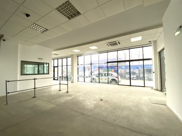 Промишлена сграда в Варна, Метро - 868 кв.м за 0 €/кв.м - Снимка #1