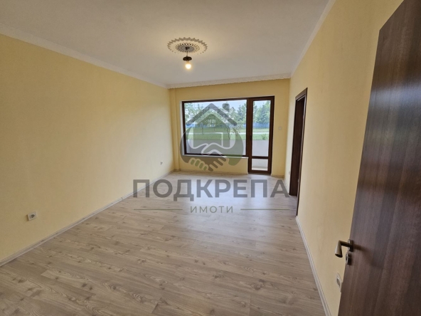 Тристаен апартамент в Пловдив, Тракия - 72 кв.м за 1639 €/кв.м - Снимка #1