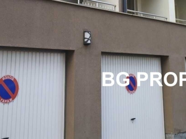 Гараж / Паркомясто в София, Докторски паметник - 39 кв.м за 1077 €/кв.м - Снимка #1