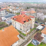 Къща в с. Тополи, Област Варна - 600 кв.м за 800 €/кв.м - Снимка #1