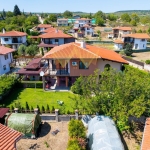 Къща в с. Осеново, Област Варна - 180 кв.м за 1400 €/кв.м - Снимка #1