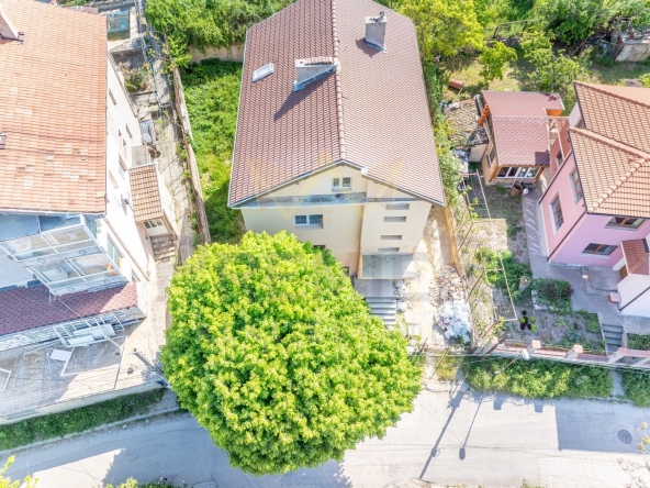 Къща в Варна, Виница - 400 кв.м за 561 €/кв.м - Снимка #1