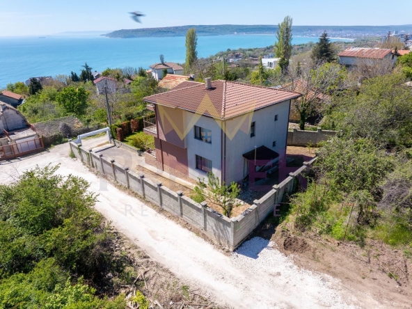 Къща в Варна, м-т Св. Никола - 209 кв.м за 2154 €/кв.м - Снимка #1