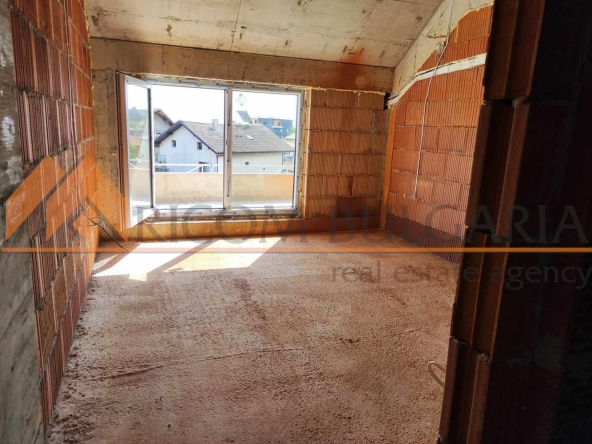 Двустаен апартамент в Варна, Виница - 74 кв.м за 1419 €/кв.м - Снимка #1