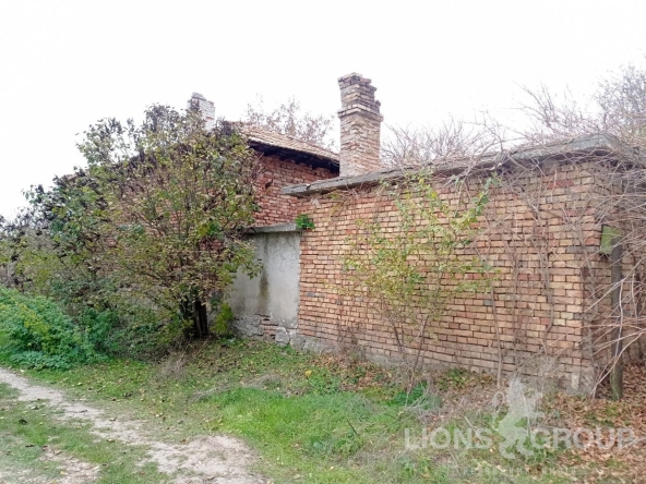 Къща в с. Червенци, Област Варна - 120 кв.м за 62 €/кв.м - Снимка #1