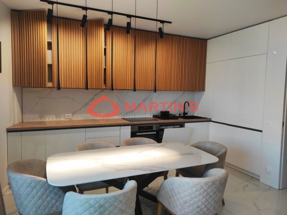 Тристаен апартамент в София, Витоша - 137 кв.м за 1776 €/кв.м - Снимка #1