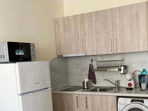 Дава се под наем Двустаен апартамент в Варна, Център - 65 кв.м за 408 € - Снимка #1