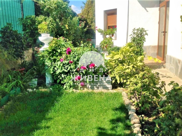 Къща в с. Кичево, Област Варна - 208 кв.м за 1275 €/кв.м - Снимка #1