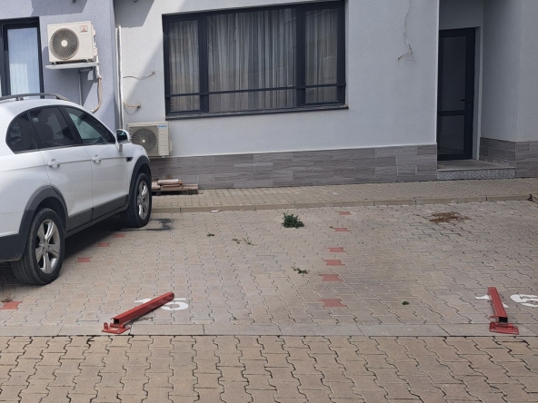 Дава се под наем Гараж / Паркомясто в София, Малинова долина - 13 кв.м за 17200 € - Снимка #1