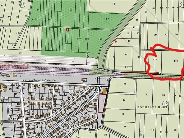 Земеделски имот в с. Златитрап, Област Пловдив -  кв.м за 10000 €/дка - Снимка #1