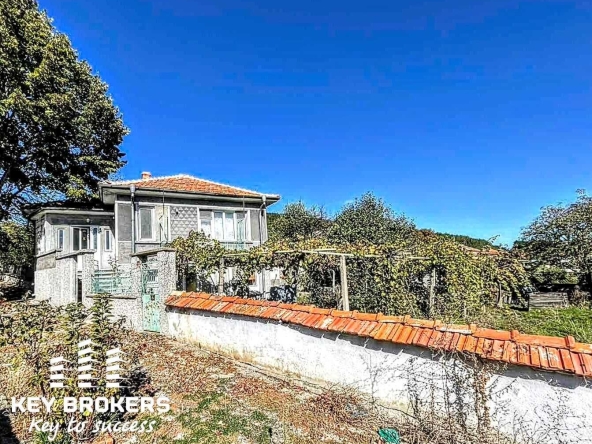 Къща в с. Прилеп, Област Бургас - 185 кв.м за 298 €/кв.м - Снимка #1