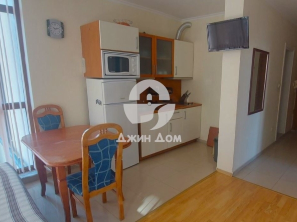 Двустаен апартамент в к.к. Слънчев бряг - 67 кв.м за 1120 €/кв.м - Снимка #1