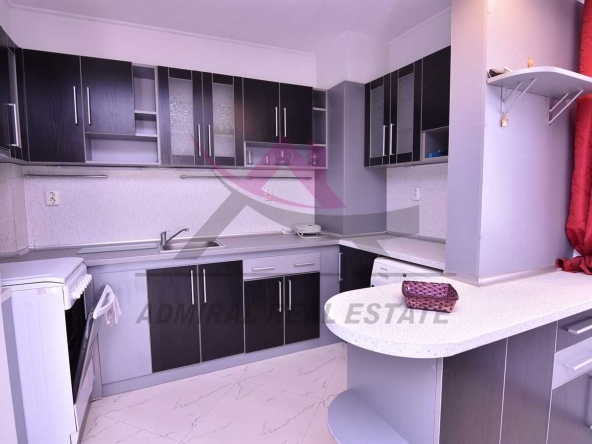 Тристаен апартамент в Варна, Бриз - 108 кв.м за 1843 €/кв.м - Снимка #1